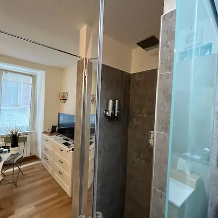 Casa Romantica Sul Di Appartement Blevio